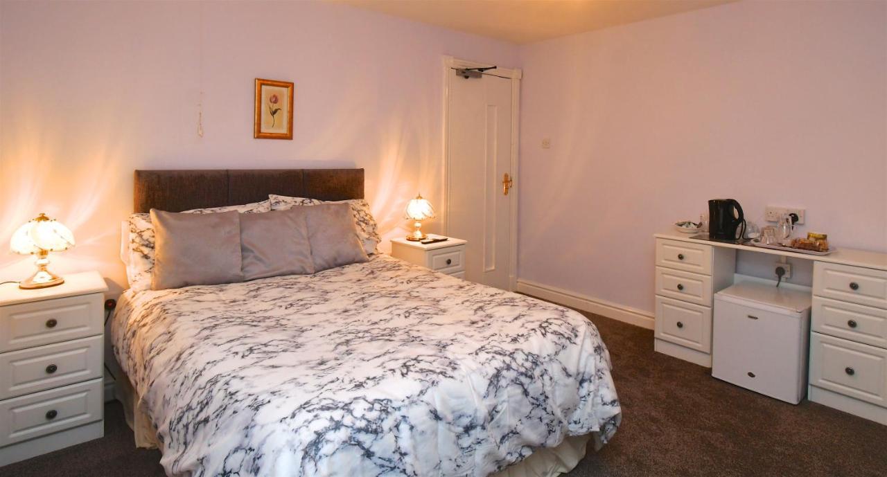 The Old Board School Guest House St Clears Eksteriør billede